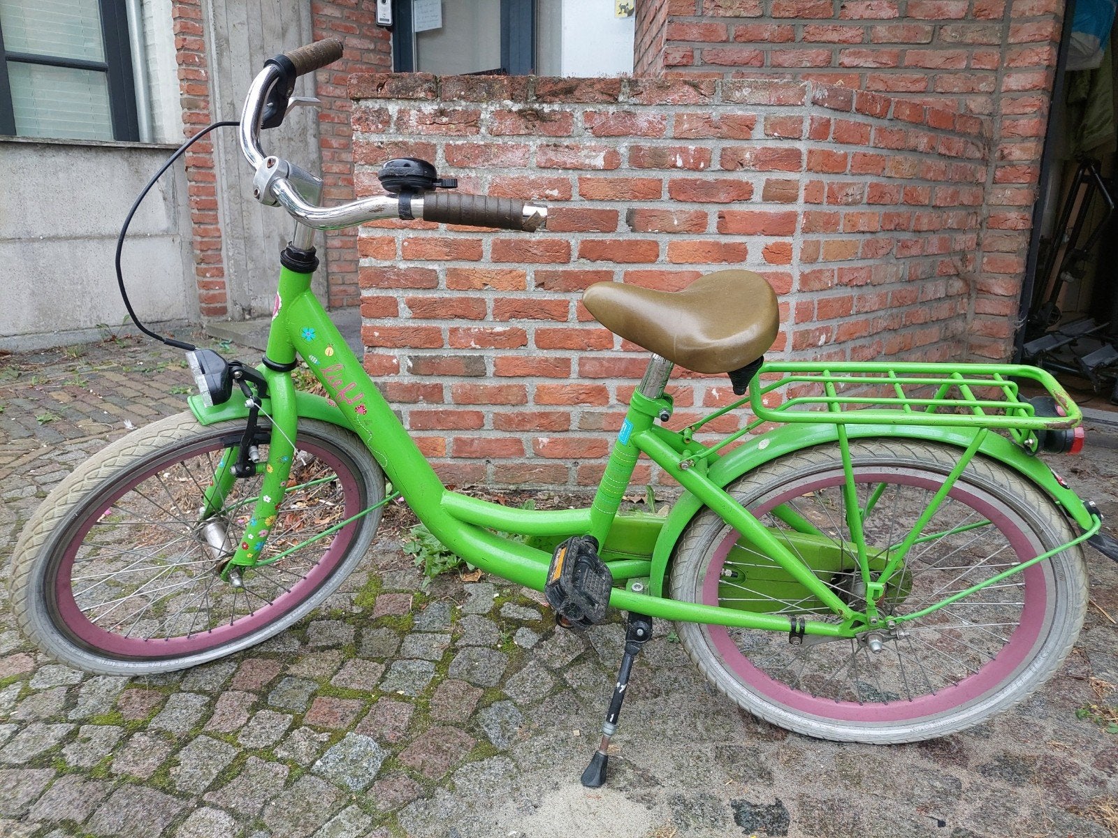 Lief kinderfiets, Fietsen en Brommers, Ophalen, Terugtraprem, Gebruikt, Handrem