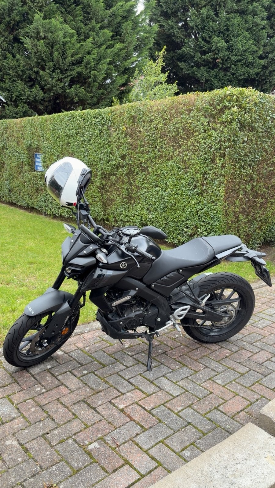 Yamaha MT125 2026 zwart te koop voor €4500., 125 cm³, Permis Moto A1 minimum, 12 à 35 kW, Éclairage LED