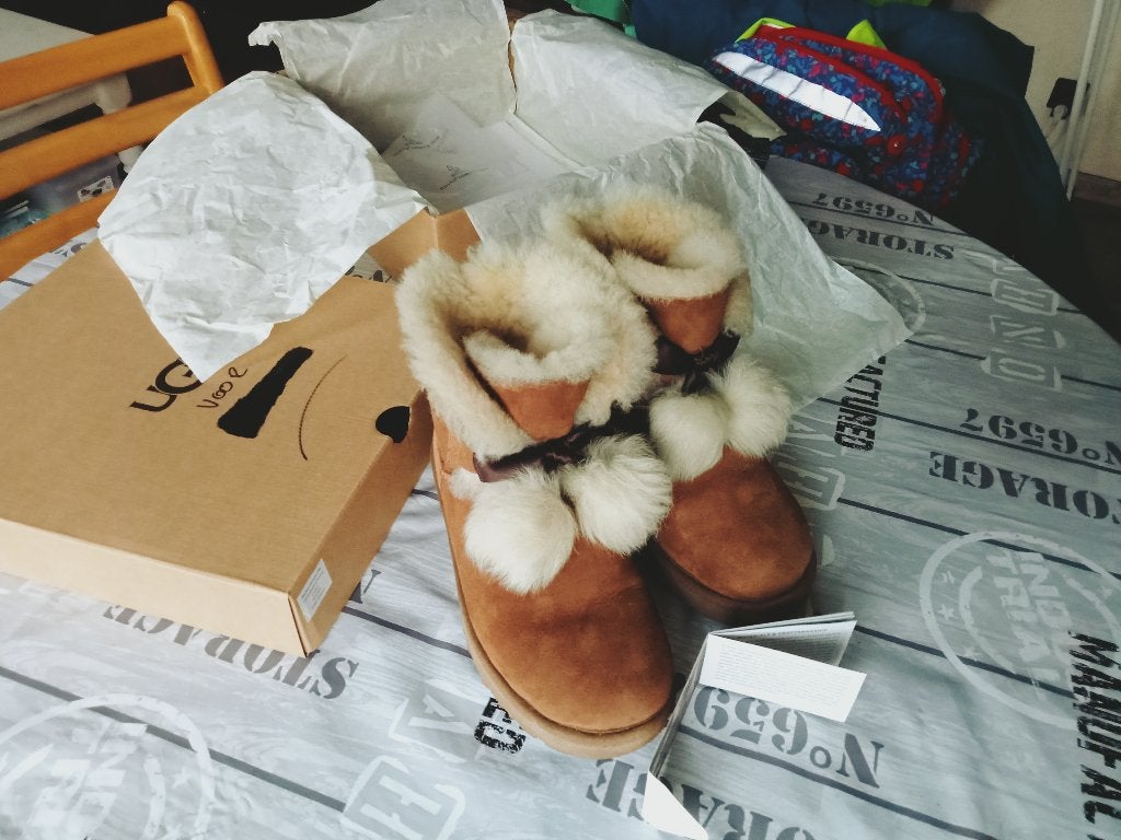 UGG W Gita W/CHE maat EU-38, Kleding | Dames, Ophalen, Overige kleuren, Snowboots, Gedragen
