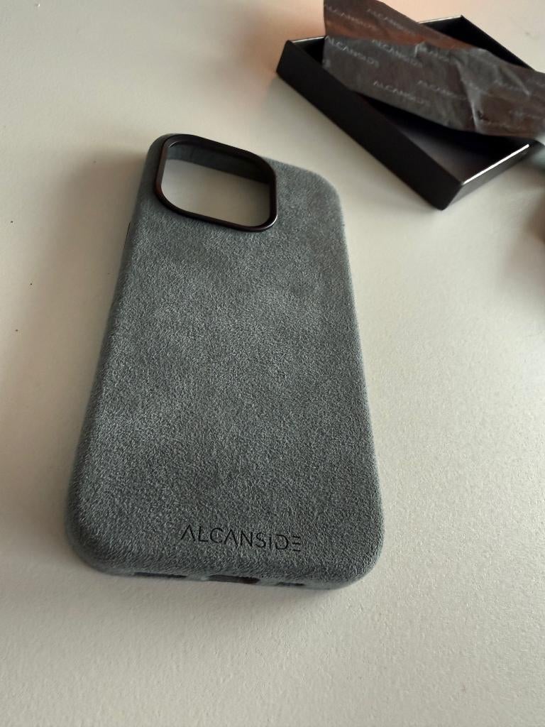 Étui Alcanside pour iPhone 15 (Pro), Enlèvement, Neuf, Housse ou Sac