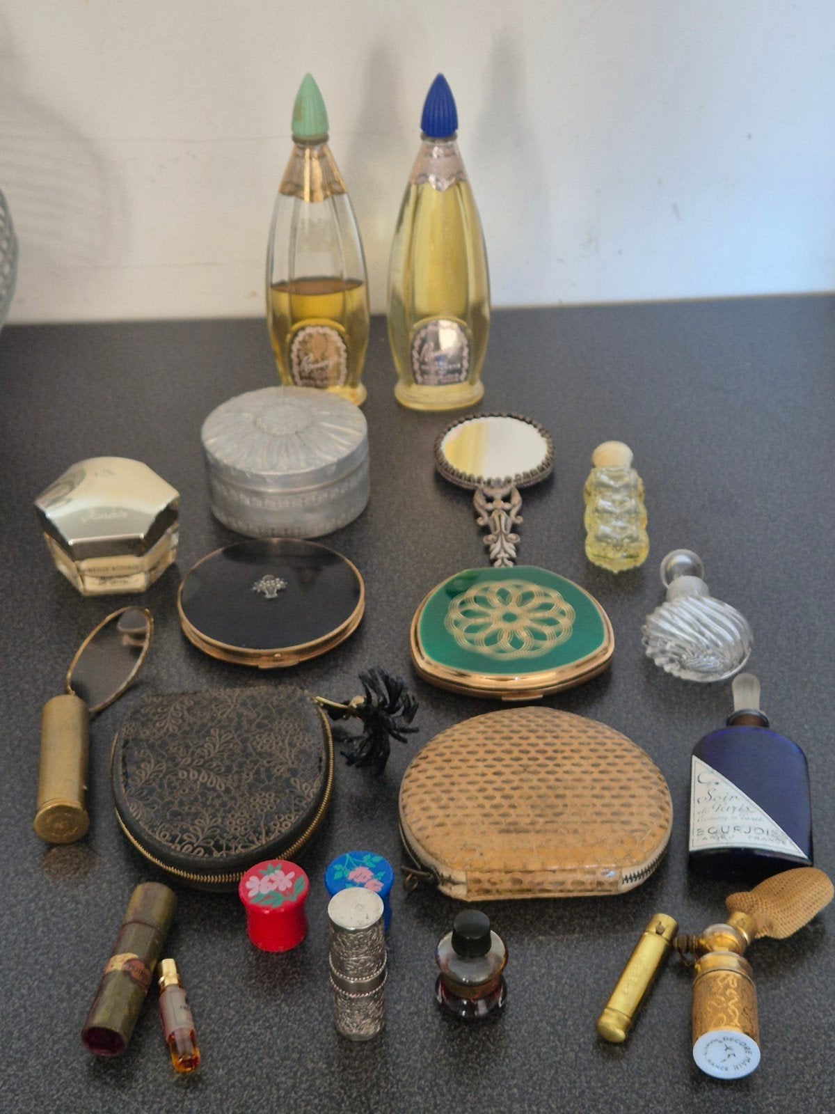 objets de collection  parfumerie bourjois guerlain straton, Collections, Enlèvement ou Envoi