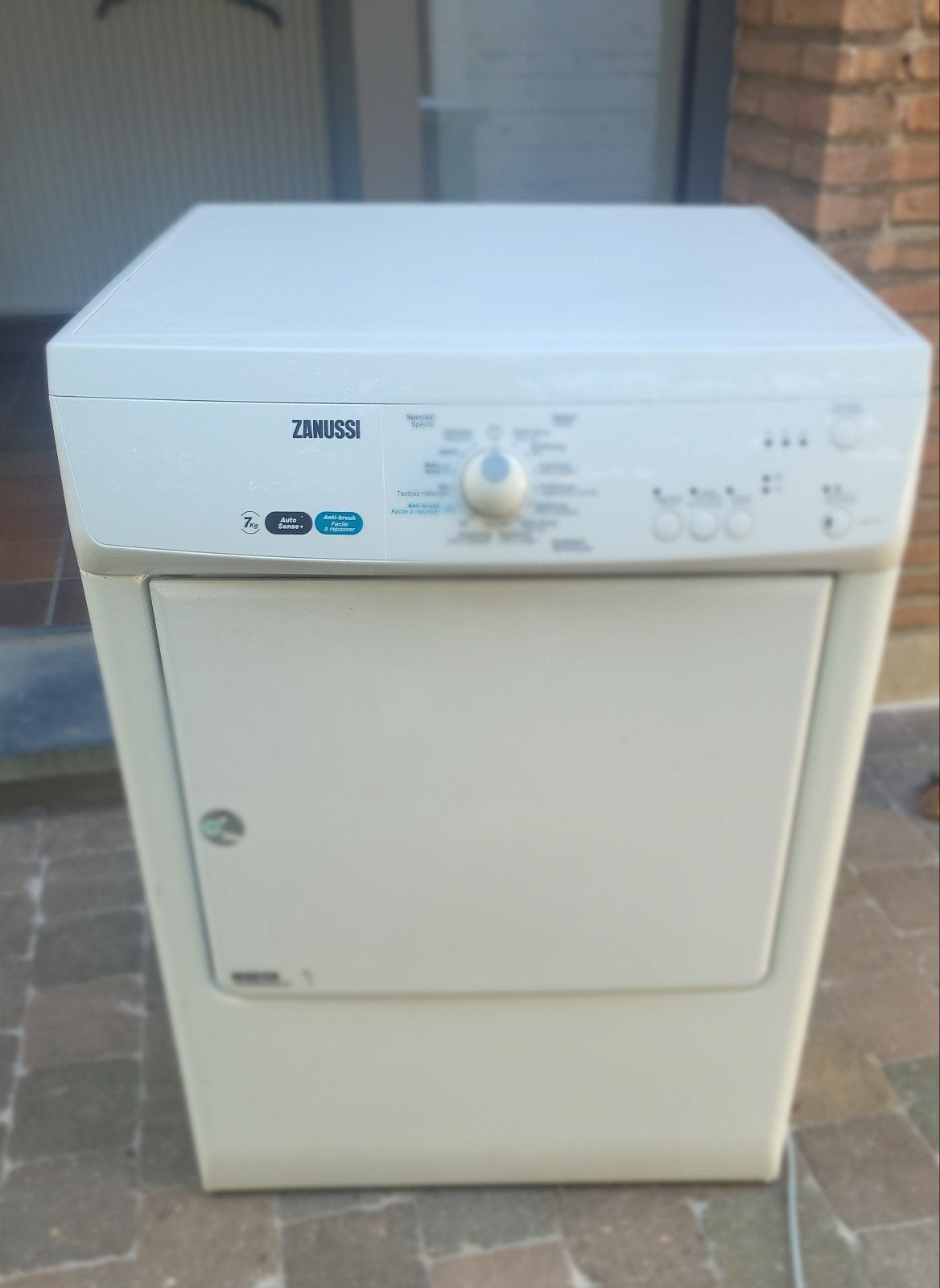 Zanussi met buitenafvoer, Ophalen