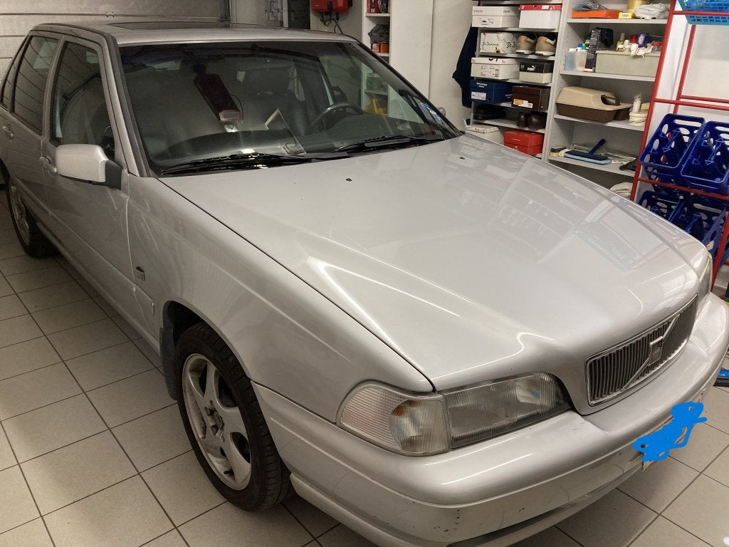 Volvo S70 in zeer goede staat, Auto's, 2500 cc, Achterwielaandrijving, Zwart, Handgeschakeld