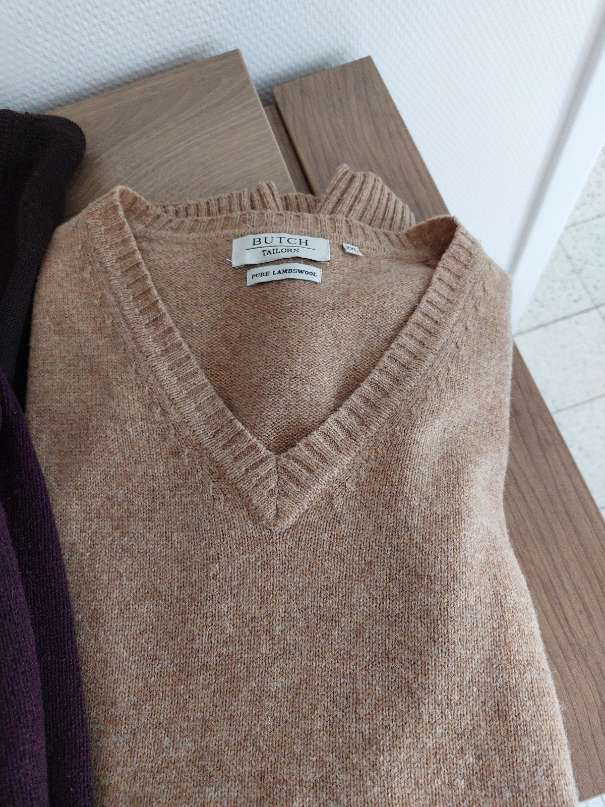 lot de 2 debardeurs de marque, Kleding | Heren, Ophalen, Bruin