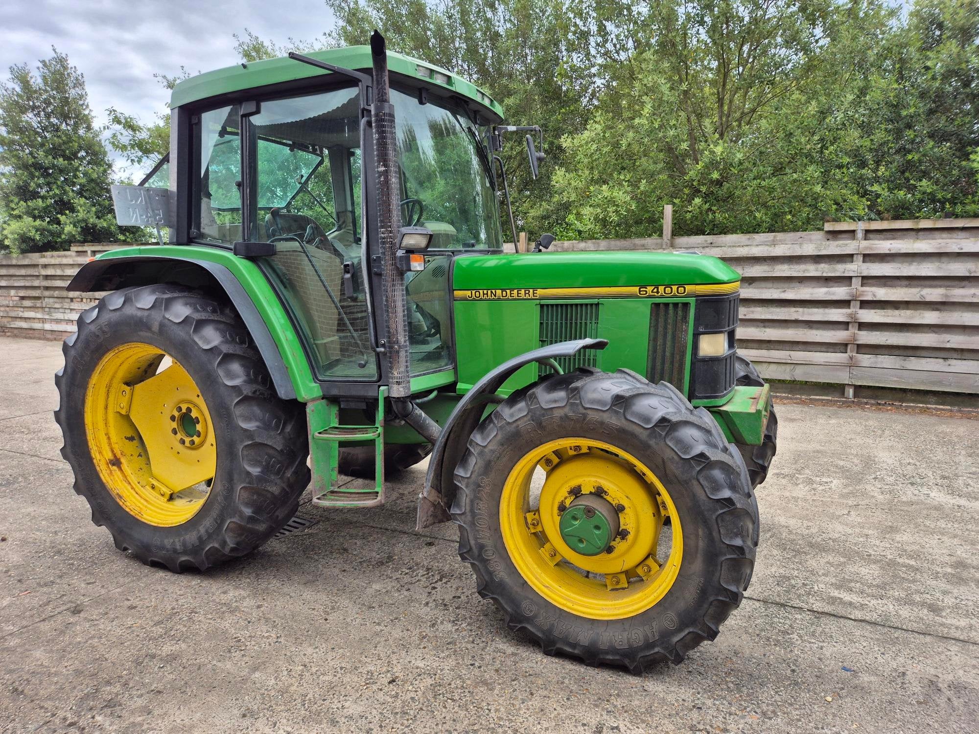John Deere 6400 (année de construction 1994), Articles professionnels, Agriculture | Tracteurs, Utilisé, 80 à 120 ch, John Deere