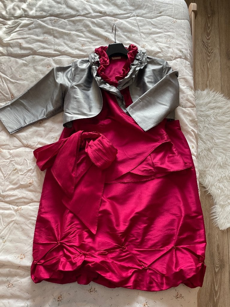 Ensemble de cérémonie 3 pièces taille 44/46, Enlèvement