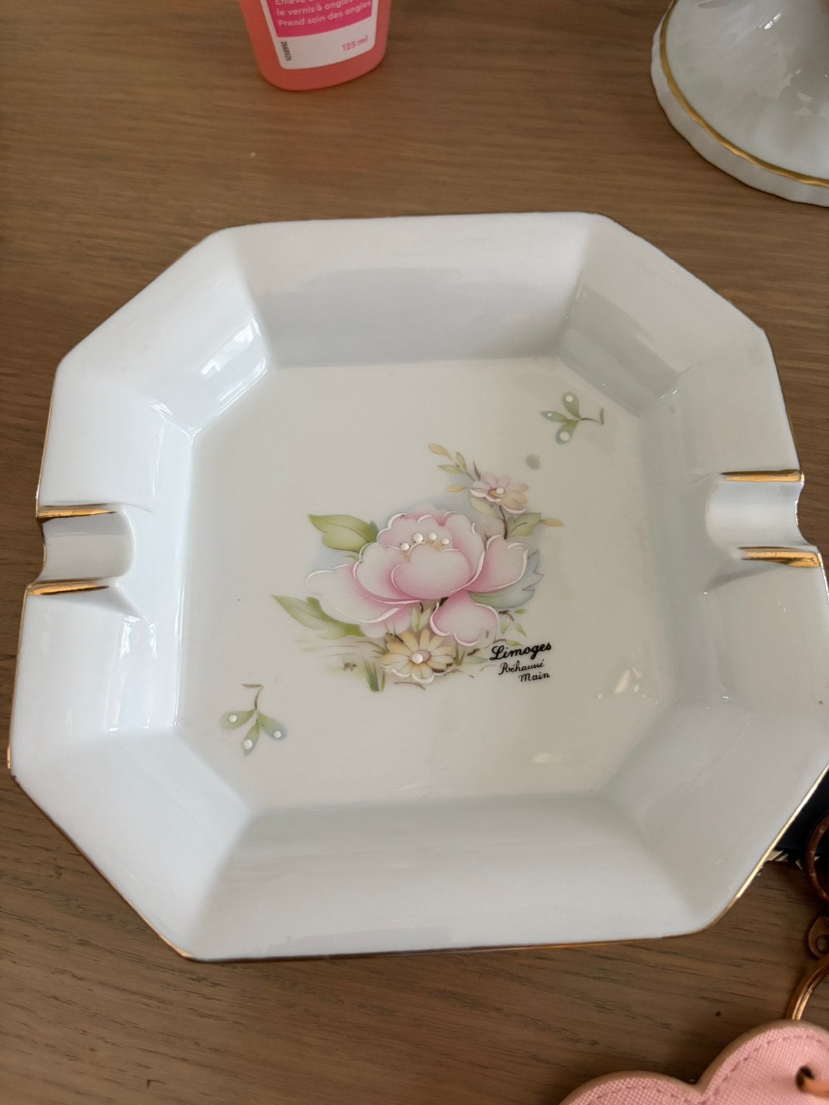Corbeille à linge Limoges, Enlèvement