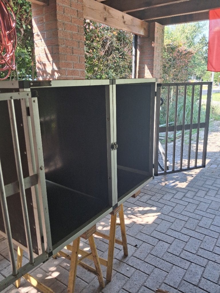 Bancs pour chiens en aluminium, Animaux & Accessoires, Accessoires pour chiens, Comme neuf, Enlèvement