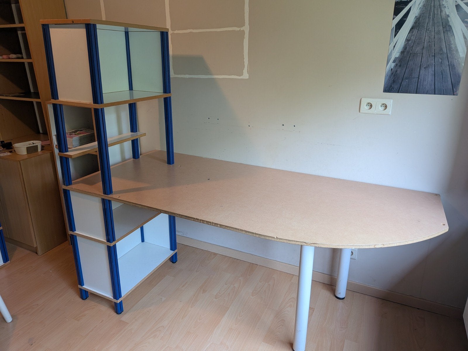 Bureau à venir chercher à Limal (1300), Huis en Inrichting, Ophalen, Demontabel, Gebruikt, 132 cm