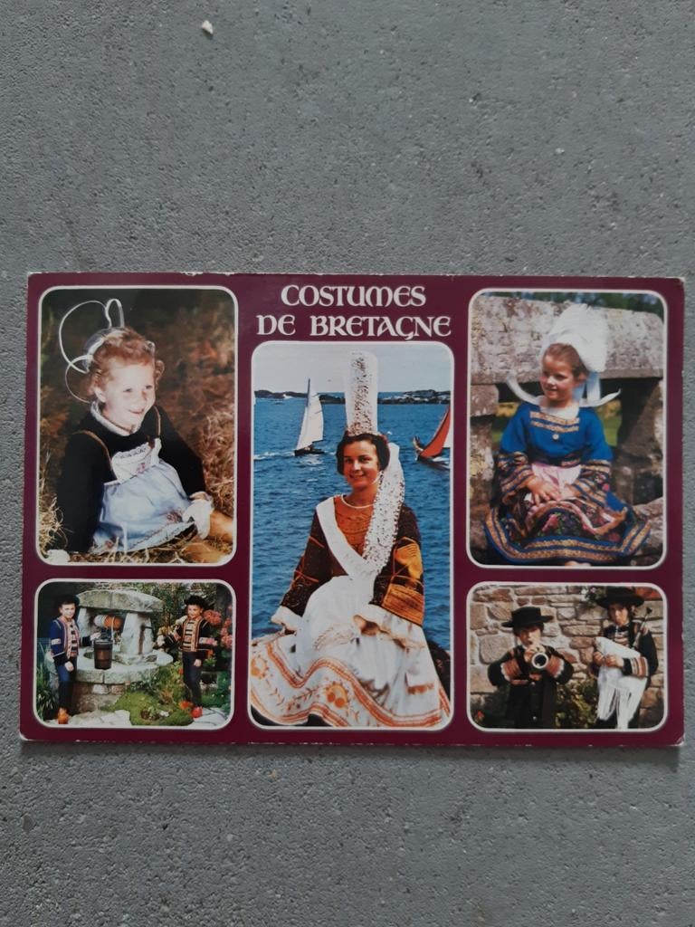 Postkaart Costumes De Bretagne., Ophalen of Verzenden, 1980 tot heden, Ongelopen, Frankrijk