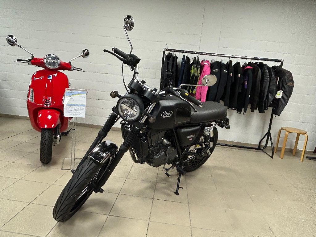 Mash Black Seven, Motos, Entreprise, Occasion, Permis Moto A1 minimum, Autre