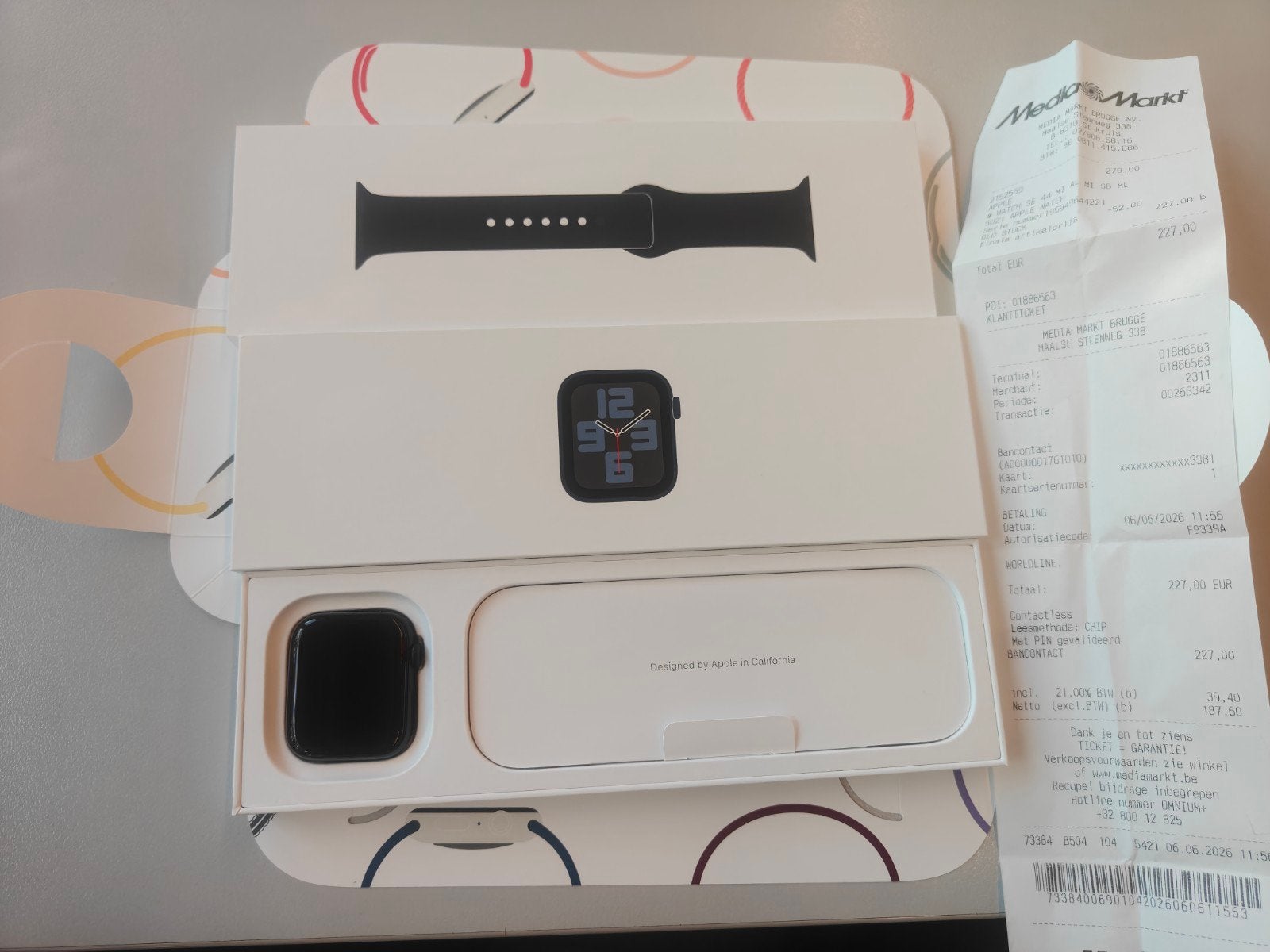 Apple Watch SE 2e génération : neuve, inutilisée, Enlèvement ou Envoi
