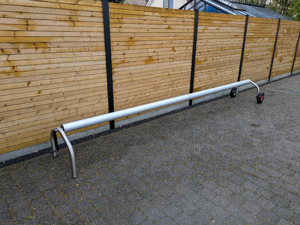Oprolsysteem voor zomerzeil zwembad, Tuin en Terras, Ophalen, Zo goed als nieuw