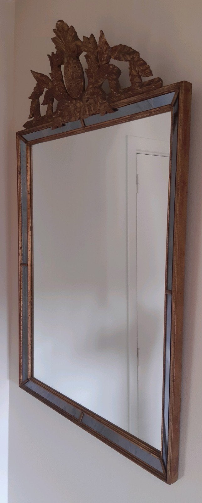 MAGNIFIQUE MIROIR MURAL AVEC DÉCORATION EN BOIS — Lodewij, Antiquités & Art, Enlèvement