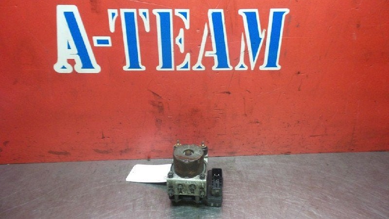 ABS POMP 626 (GW19) (|9629CQ283|4360081|2055349|2T49F04A2|), Gebruikt, Mazda