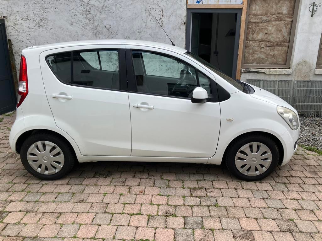Suzuki Splash, Autos, Achat, 5 portes, Air conditionné, Automatique