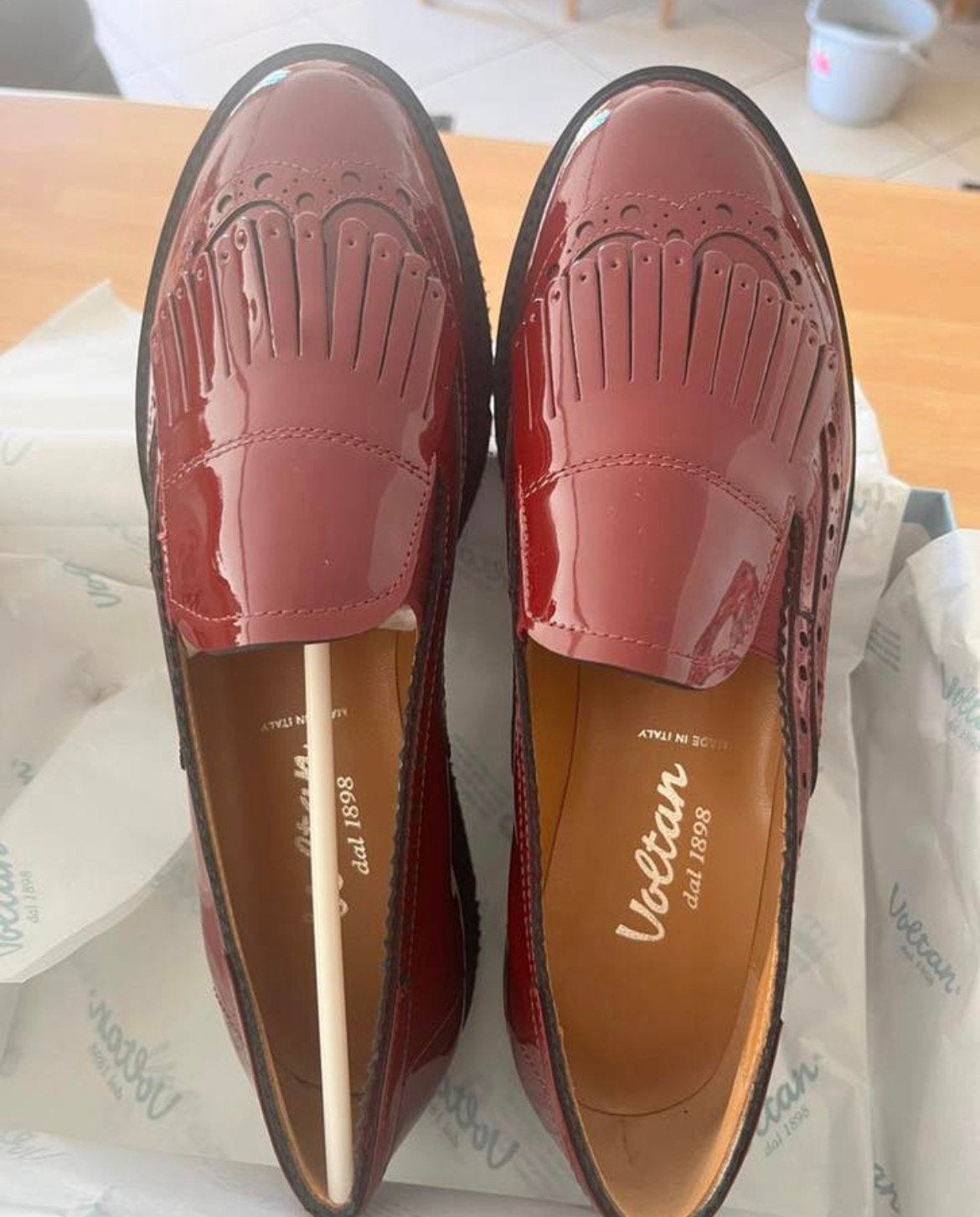Schoenen Voltan rood/bordeau laké Nieuw in doos, Ophalen of Verzenden, Nieuw, Rood, Pumps