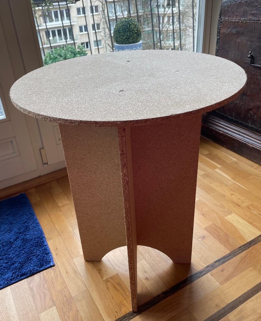 Petite table d'appoint IKEA, Enlèvement, Comme neuf, Rond, Bois