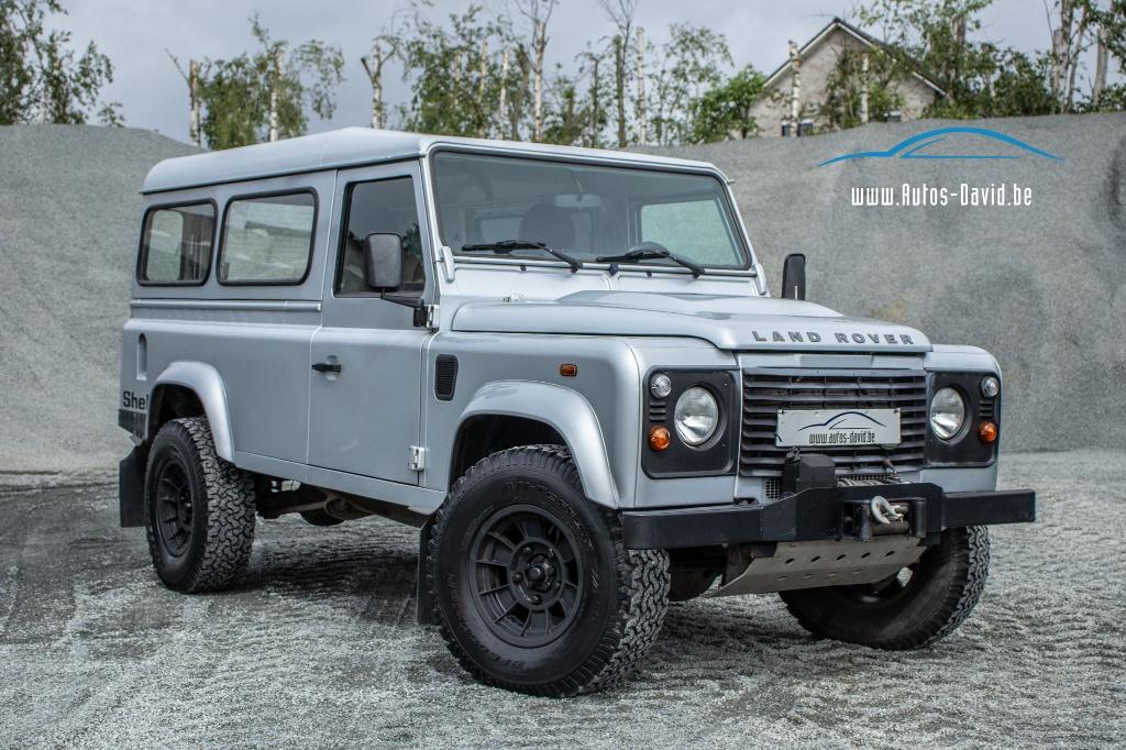 Land Rover Defender 110 VAN TD4 2.4 Turbo - D / 4X4, Auto's, Land Rover, 90 kW, Stof, Zwart, 4 cilinders