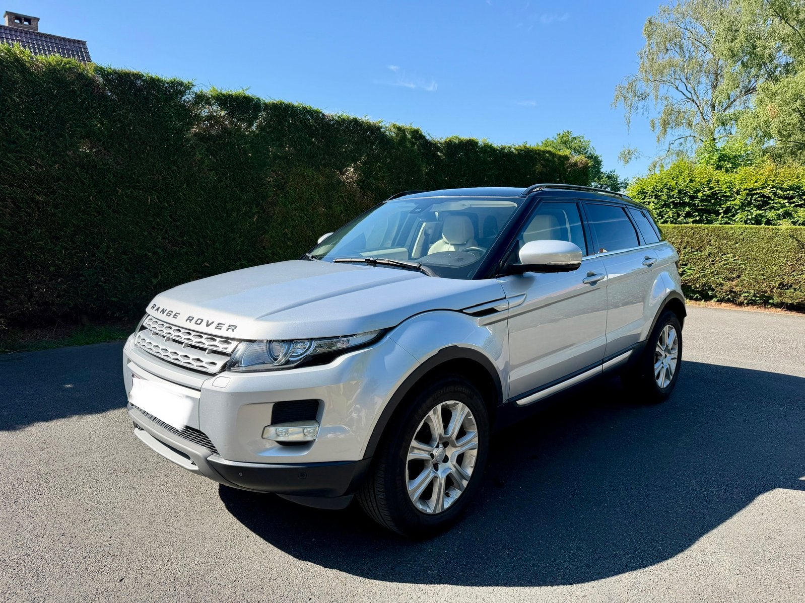 Range Rover Evoque Essence, Cuir, Argent ou Gris, Achat, Beige