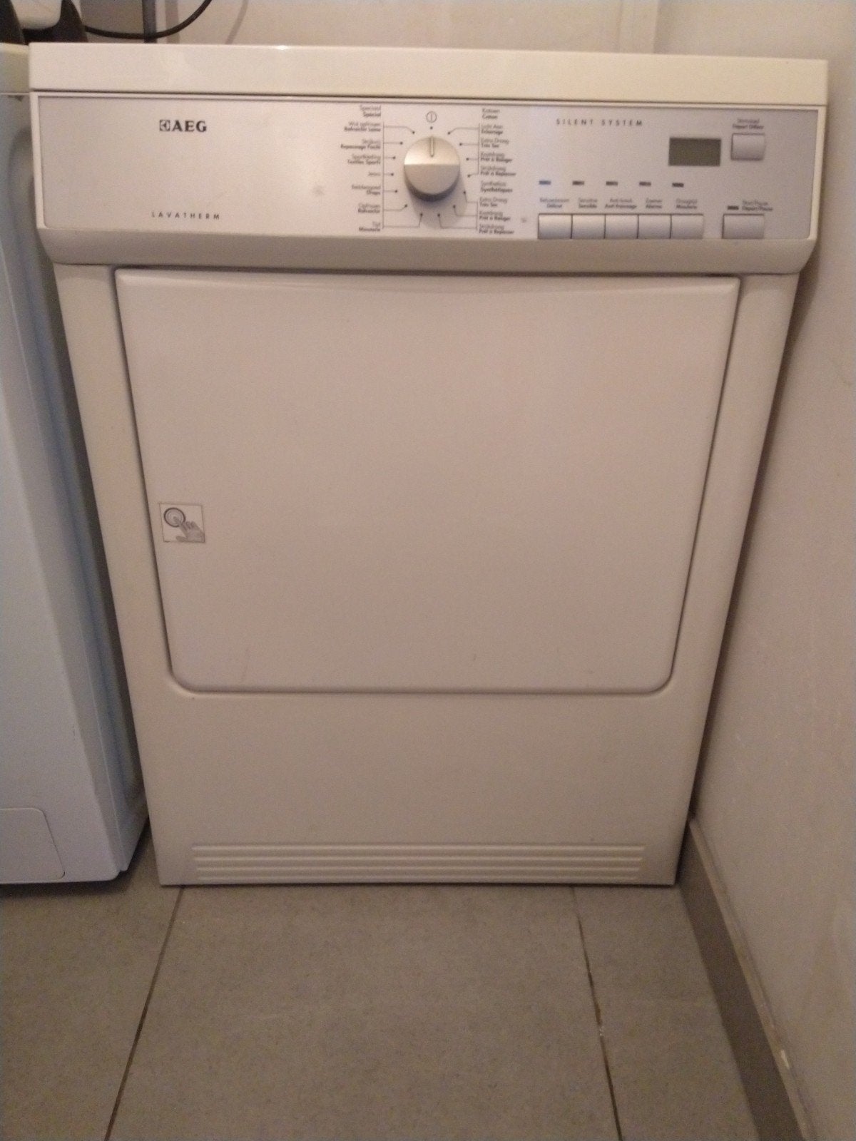 Droogkast AEG lavatherm, Ophalen