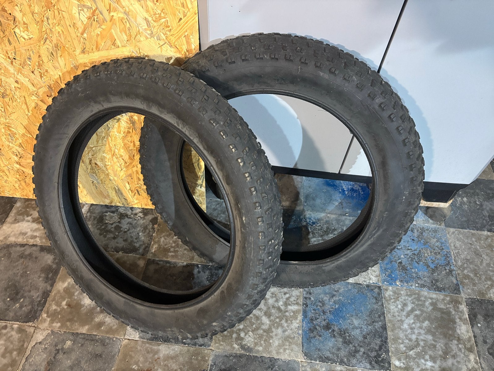 Pneu fatbike 20x4,0 Chaoyang, Caoutchouc, Pneu, Enlèvement ou Envoi, Utilisé