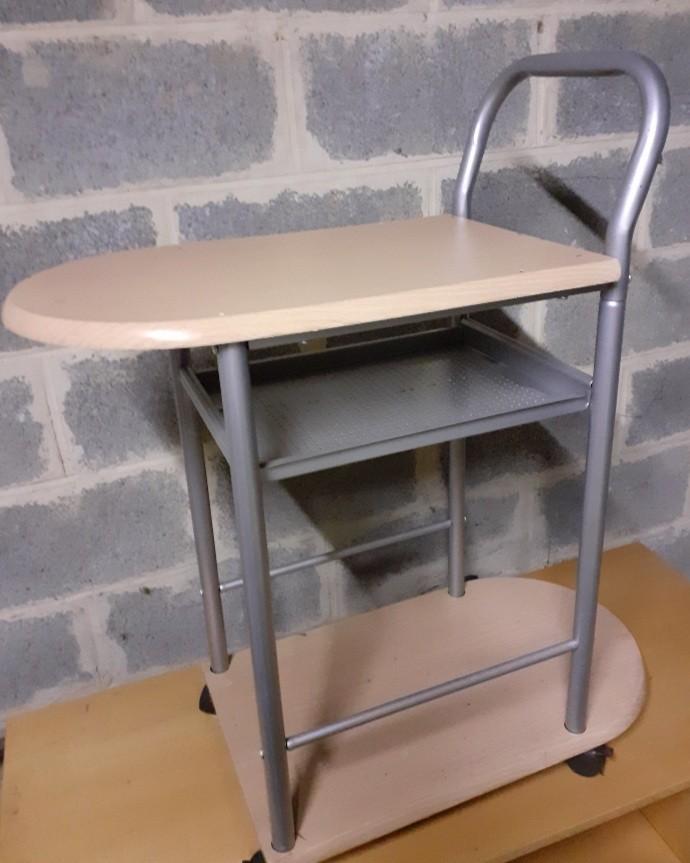 Petit prix : Desserte sur roulettes, Brabant Wallon, 25 à 50 cm, 50 à 100 cm, Enlèvement, Utilisé