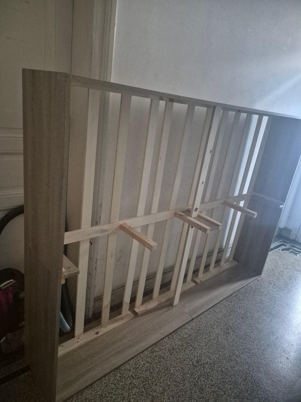 Bedframe te koop, Ophalen