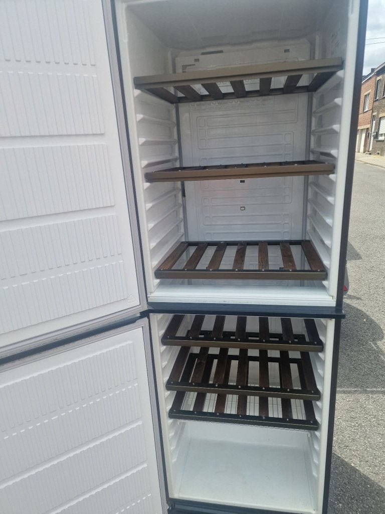 Frigo a boissons zanker fonctionne parfaitement, Electroménager, Classe énergétique A ou plus économe, 160 cm ou plus, Sans bac à congélation