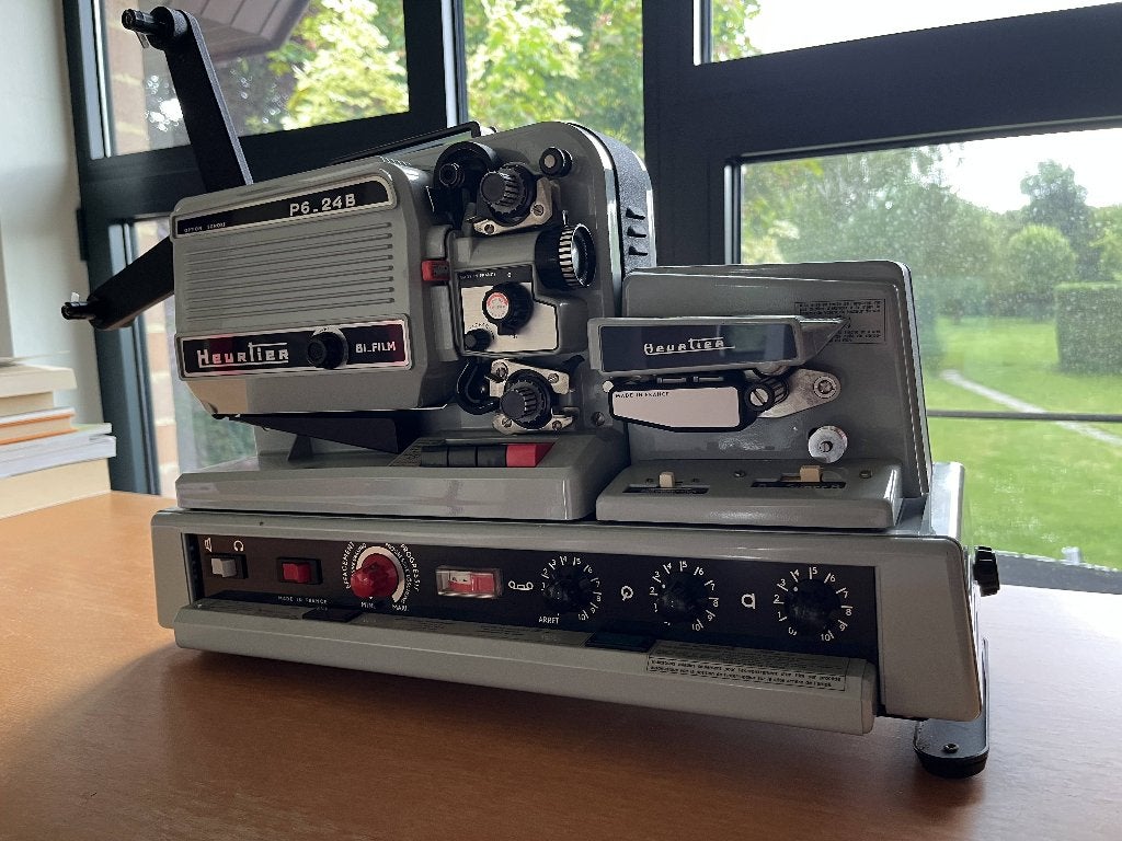 Heurtier P6-24B projector, geschikt voor 8mm en Super 8, Verzamelen, Foto-apparatuur en Filmapparatuur, Projector, 1960 tot 1980