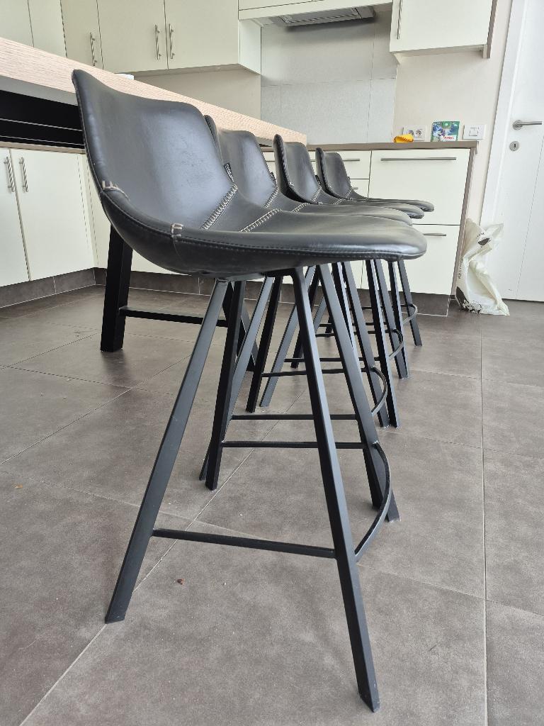 Barkrukken leder, Huis en Inrichting, Barkrukken, 4 krukken, Ophalen, Zo goed als nieuw, 60 tot 90 cm