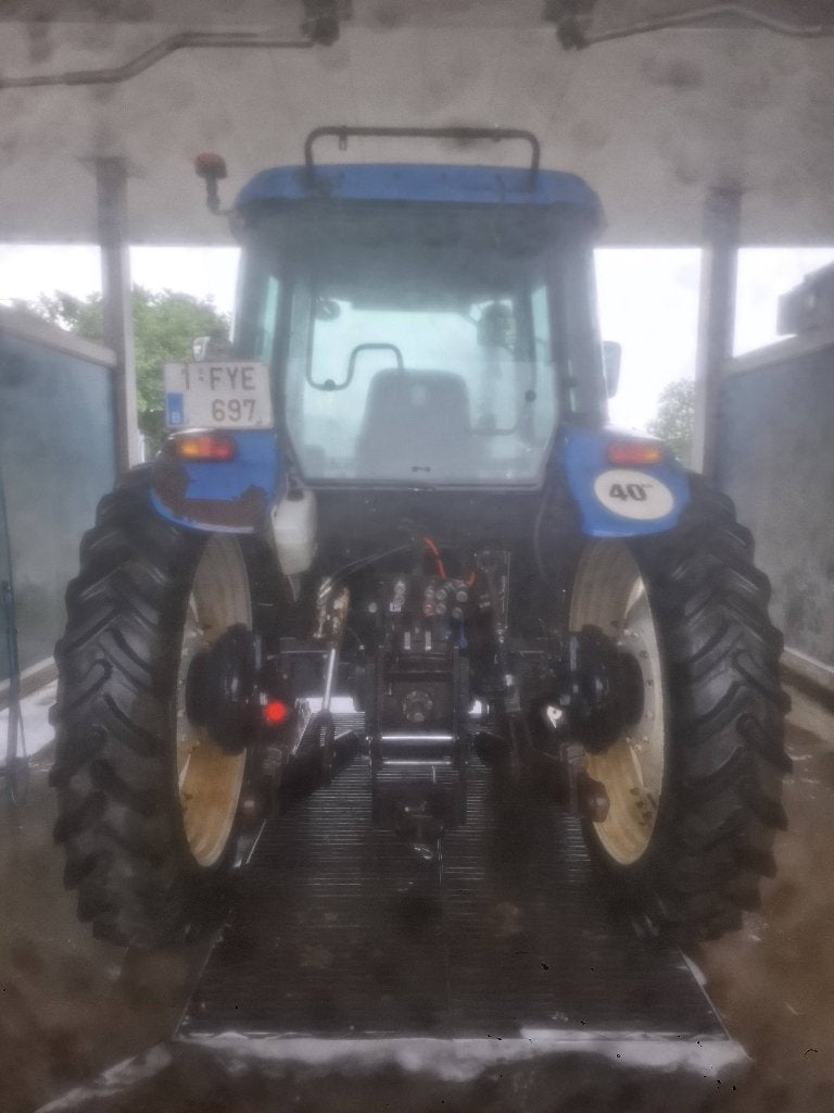 Tractor new holland, Zakelijke goederen, Landbouw | Tractoren, Ophalen, New Holland