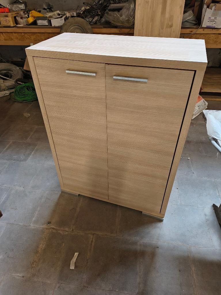 Kast te koop, Ophalen