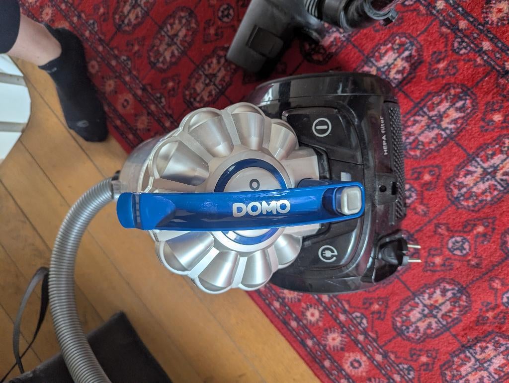 Aspirateur DOMO DO7290S, Electroménager, Aspirateurs, Aspirateur, Réservoir, Enlèvement, Utilisé