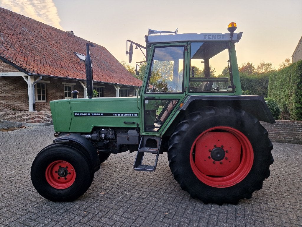 Fendt Farmer 306LS Turbomatic, Jusqu'à 80 ch, Enlèvement, Utilisé, Fendt