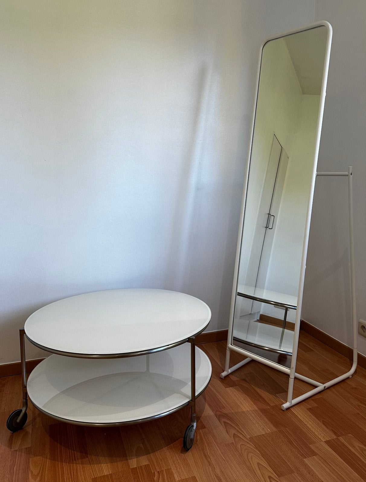 Table basse Strind + Miroir Knapper - acaht séparé possible, Maison & Meubles, Enlèvement, Utilisé, Verre