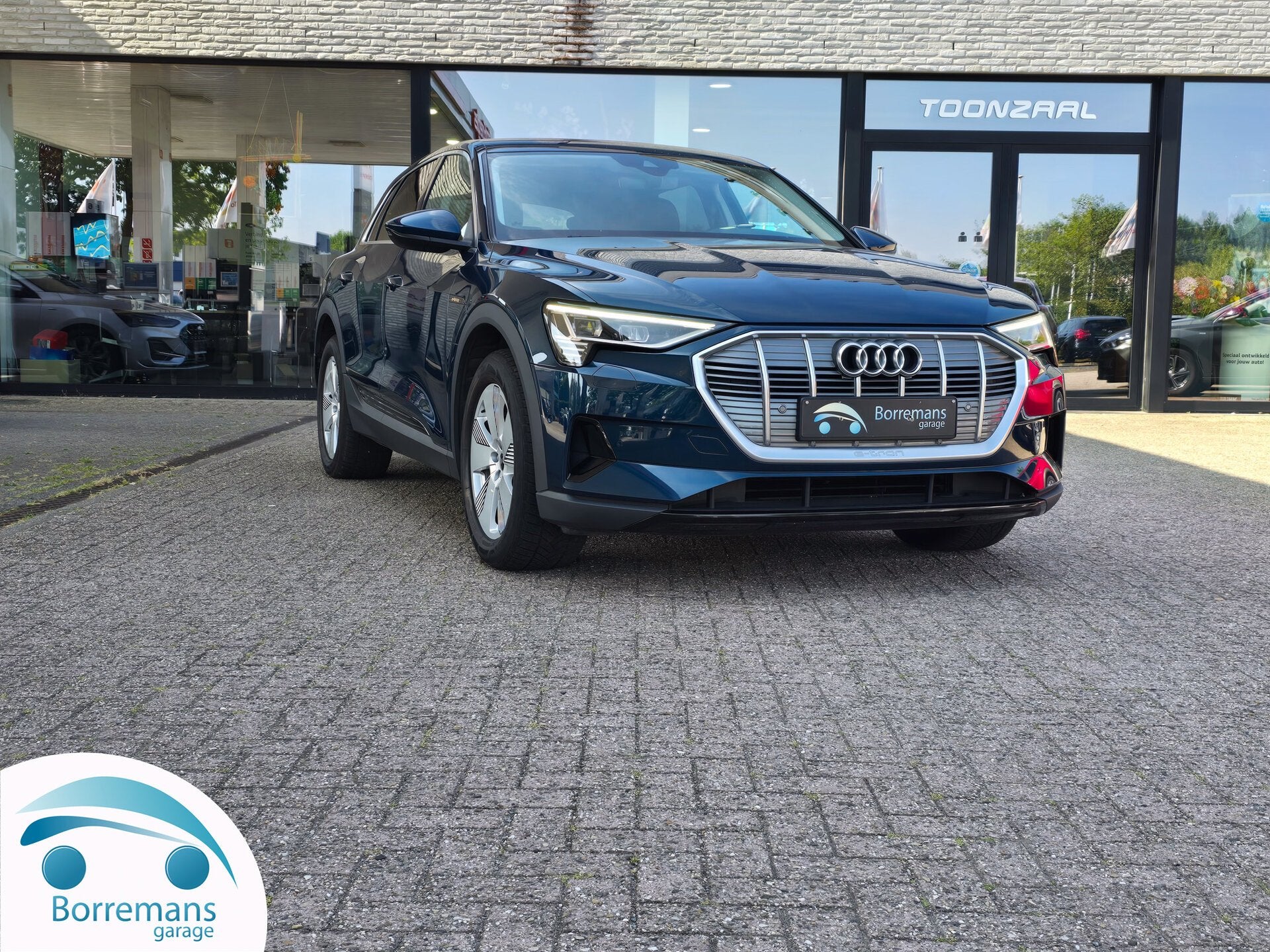Audi e-tron 95 kWh 55 Quattro Leder | Mem.Seats | Carplay |, Auto's, Euro 6, 5 zetels, https://public.car-pass.be/vhr/3417a60e-ce0b-4ef8-8564-1f0cdb61cdf1