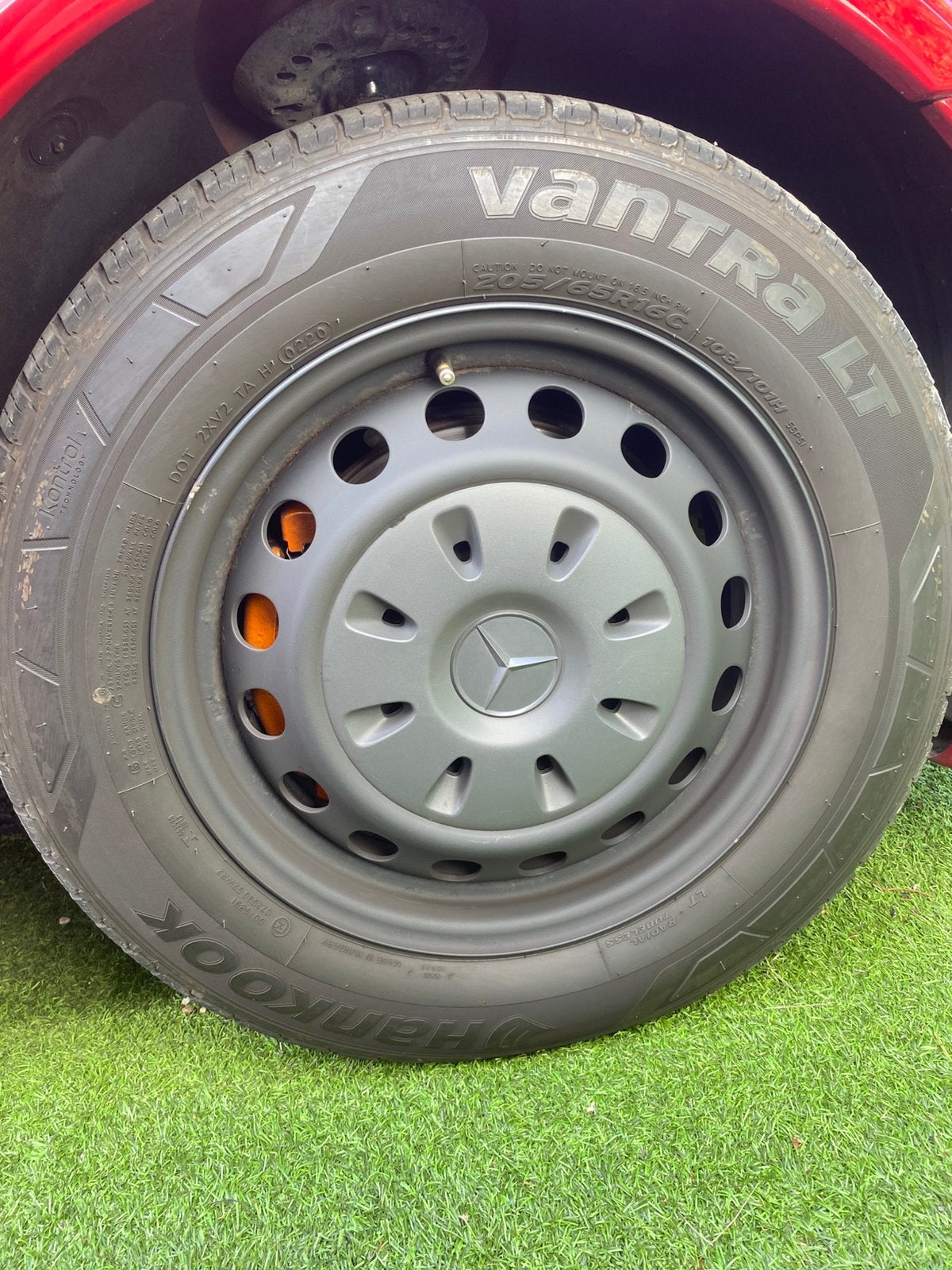 Originele Mercedes velgen met winterbanden, Auto-onderdelen, Banden en Velgen, Ophalen, Winterbanden, Band(en), Bestelwagen