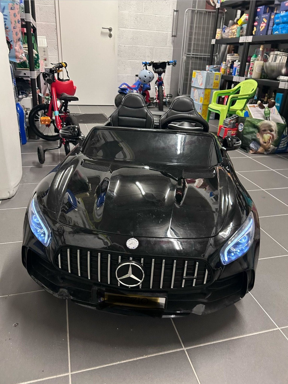 Voiture électrique enfant de marque Mercedes  noir, Enlèvement