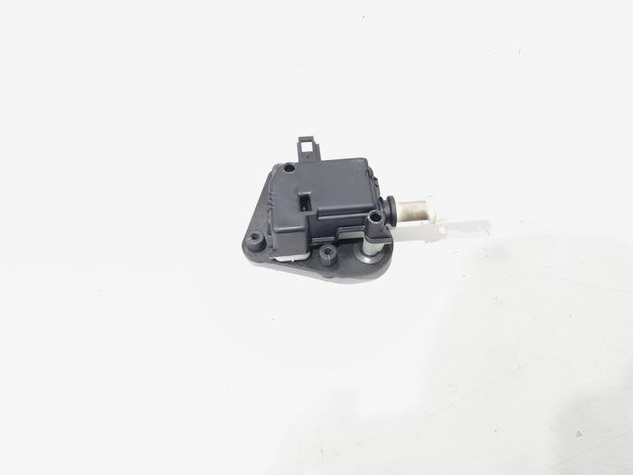 Moteur verrouillage centrale des portes d'un Audi A3, -, 3 mois de garantie, Audi, Utilisé