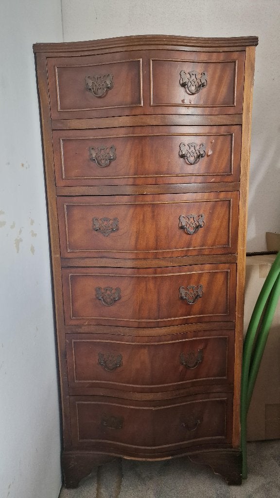 Commode ancienne, Enlèvement