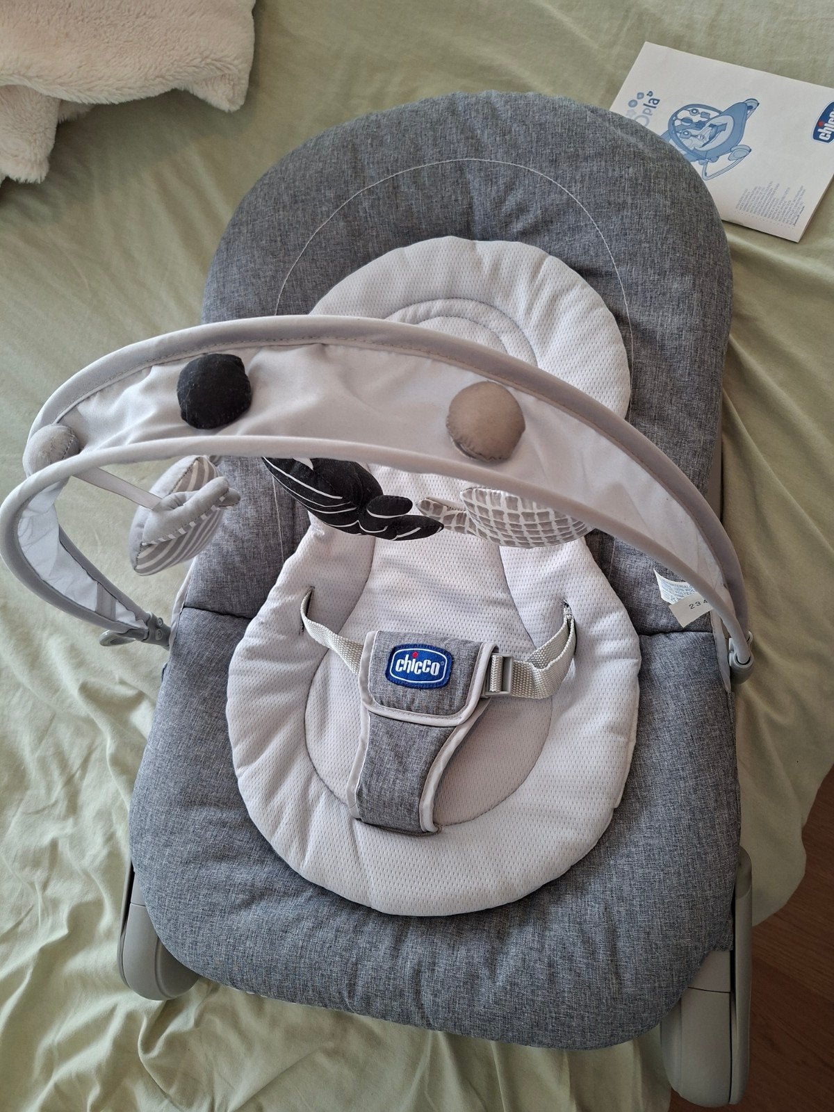 Chicco wipstoeltje hoopla, Enfants & Bébés, Comme neuf, Avec ceinture(s), Chaise rebondissante, Enlèvement
