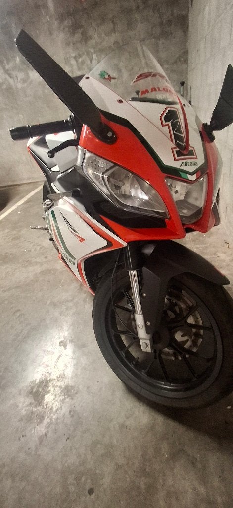 Moto, Sportuitlaat, Occasion, 125 cc, 1 cilinder