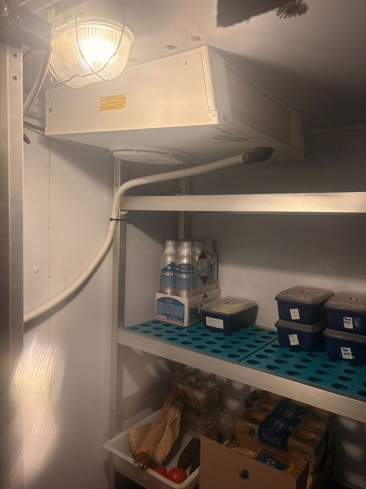 Koude kamer, Elektronische apparatuur, Vriezers en Diepvrieskisten, 90 cm of meer, Vrieskist, Zo goed als nieuw, Vrijstaand