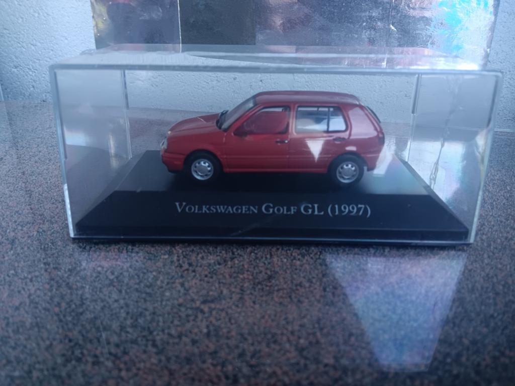 Golf 3 miniature de collection 1/43, Enlèvement ou Envoi
