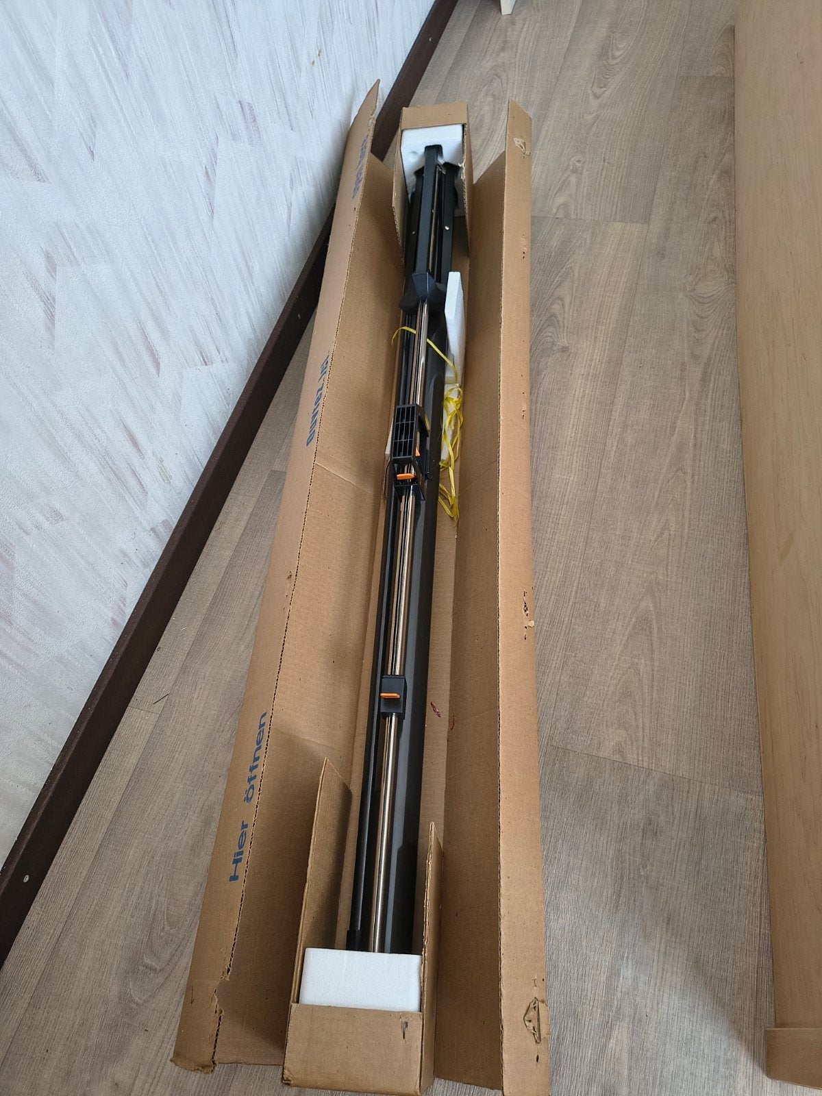 scherm voor beamer of diaprojector, Ophalen