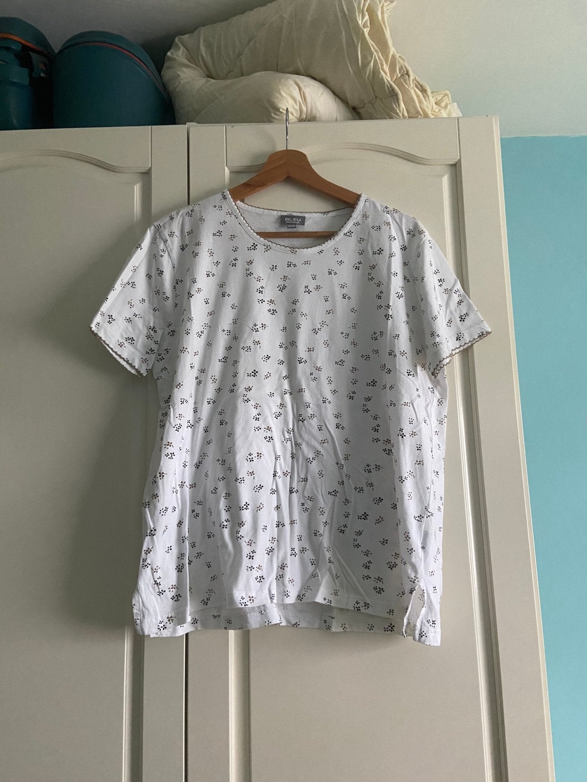 XL/42 Blue Happiness wit T-shirt, Verzenden, Wit, Maat 42/44 (L), Zo goed als nieuw