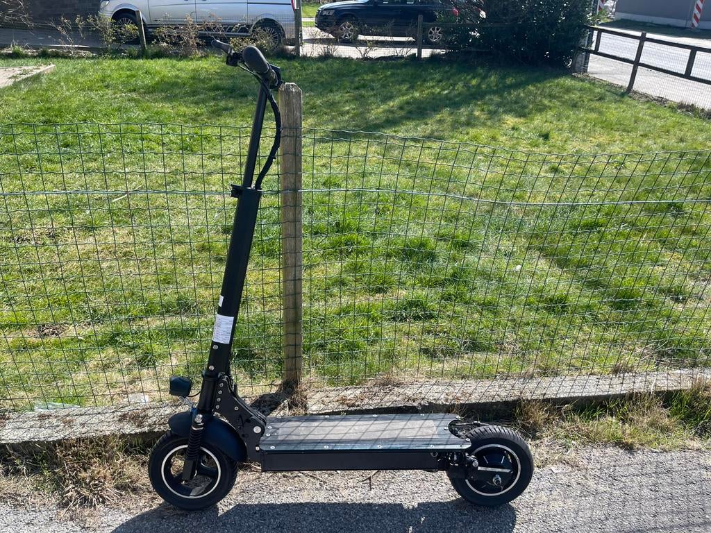 Trottinette Électrique - Pour Bricoleur / Pour Pièces, Ophalen, Gebruikt