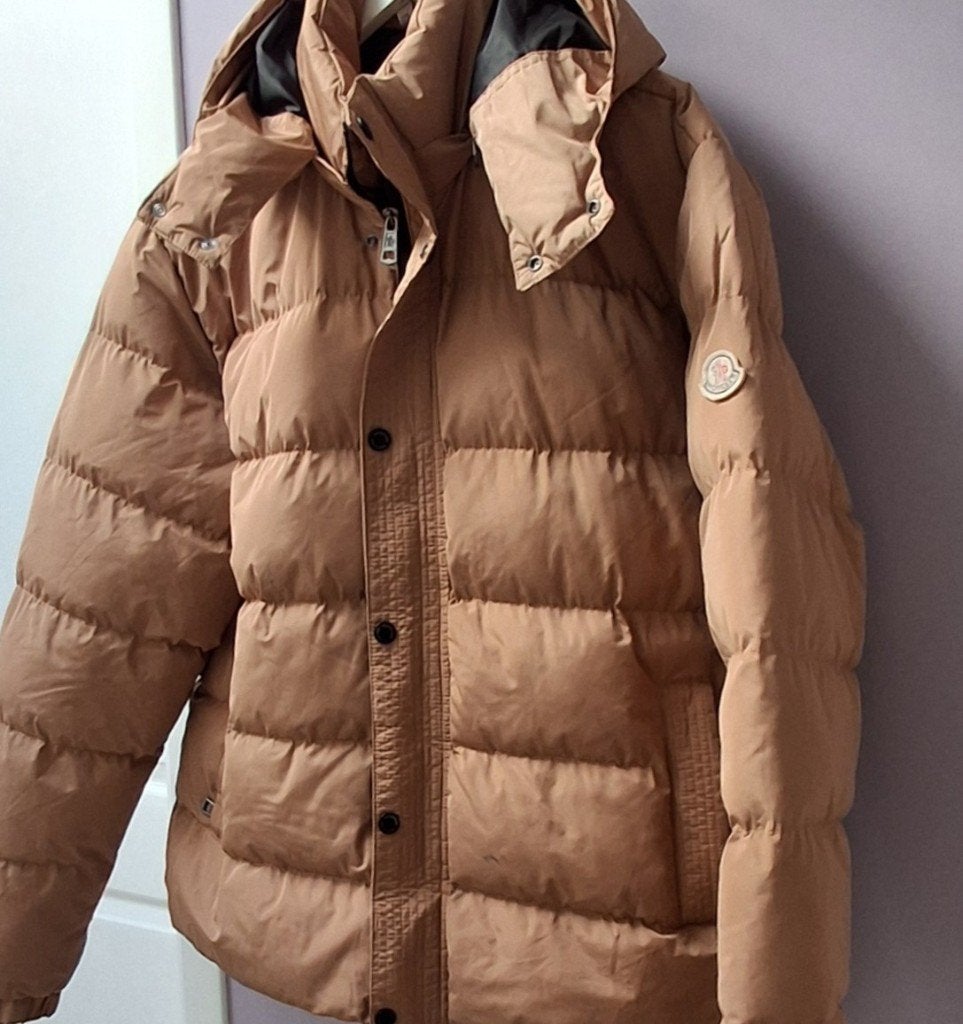 veste Moncler, Taille 56/58 (XL), Moncler, Enlèvement ou Envoi, Beige, Taille 56/58 (XL)