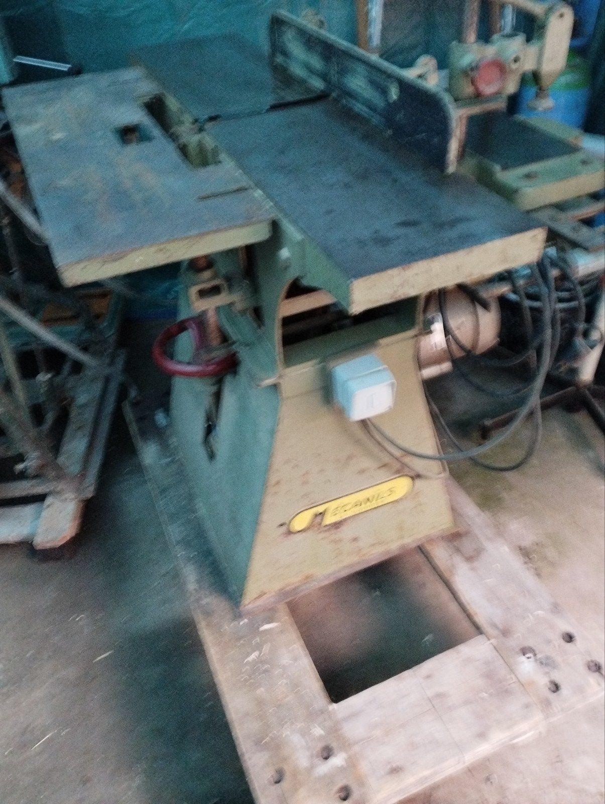 ancienne combiné Mécanils, Ophalen